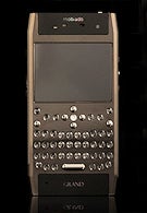 Mobiado's first QWERTY phone