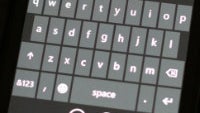 Windows Phone 8.1 gesture keyboard shown on video