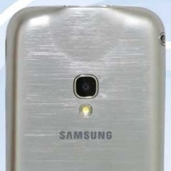 New Samsung SM-G3858 seems to feature a built-in projector and metal back