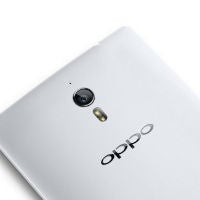Oppo Find 7: is the higher price worth the same performance?