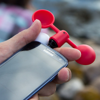 The answer is blowin' in the wind, thanks to Vaavud's smartphone accessory and app