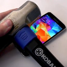 Watch the Galaxy S5 battery explode like a firecracker during a routine hammer&knife test