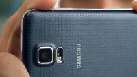 New Samsung Galaxy S5 ad focuses on the 16MP camera and the IP67 certification