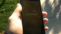 Samsung Galaxy S5 survives two story drop