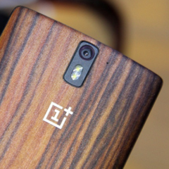 See OnePlus One's bamboo and wood StyleSwap covers in these live photos
