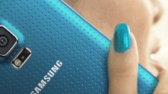 Here's why the Samsung Galaxy S5 has a perforated (dotted) back cover