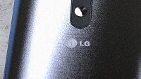 A new image leak of the LG G3 shows off the brushed effect black and white back plates