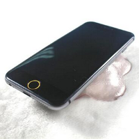 Analyst: New Apple iPhone sales could benefit from carriers' early upgrade plans