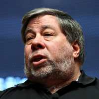The Woz gives thumbs up to Apple's purchase of Beats Audio
