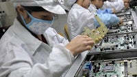 Samsung suppliers once again accused of providing poor working conditions