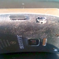 Samsung Gear Live woes - shoddy charging mechanism and cumbersome support?