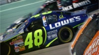NASCAR to allow user-customizable viewing on mobile devices