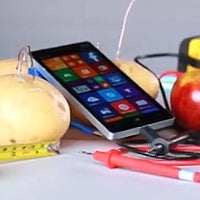 Watch the Lumia 930 get organically charged by apples and potatoes