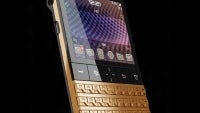 10 smartphones and accessories made of pure gold