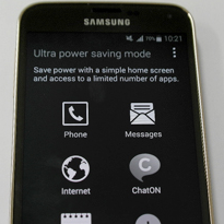 Samsung cleverly places Galaxy S5 Ultra Power Saving Mode ads in select US airports