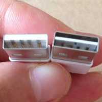 Apple's new Lightning cable could be reversible on both ends