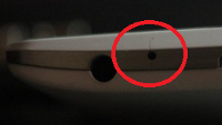 LG G3 owners complain about cracks through the microphone opening