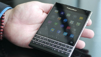 Specs leak for the BlackBerry Passport: 3GB of RAM, huge battery and OIS
