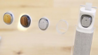 Motorola introduces two new accessories, the Moto Hint and the Power Pack Micro