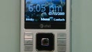 Sony Ericsson's C905a runs into paparazzi, heads to AT&T stores?