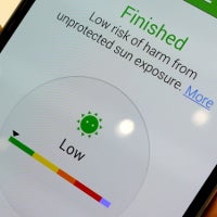 Playing with the Note 4's new UV and SpO2 sensors