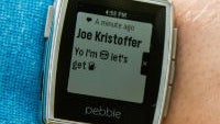 New Pebble firmware adds emoji, iOS 8 support and more