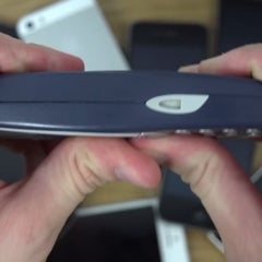 Humor: Nokia 3310 bend test