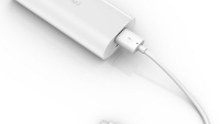Microsoft unveils a portable charger with a 6000mAh battery inside