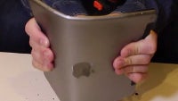 #Bendgate is back with the iPad Air 2: Watch the wafer-thin tablet snap in half on video
