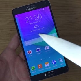 Samsung Galaxy Note 4 can be operated with a knife (Fruit Ninja is also a go)