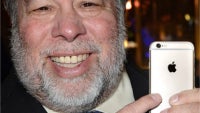 The Woz says Apple should've introduced a bigger-screened iPhone years ago