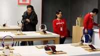OnePlus opens physical store in Beijing