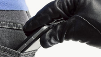 FCC: Smartphone thefts are down thanks to Apple