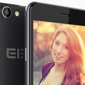 The Elephone P5000 features the largest battery you've ever seen in a smartphone