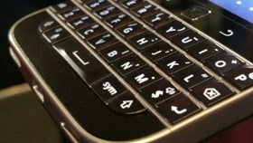 Want a BlackBerry Classic? It can ship by Christmas if you buy it from Amazon