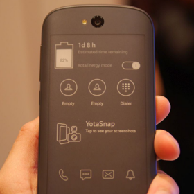The dual-screen YotaPhone 2 will be launched by a major US carrier this year
