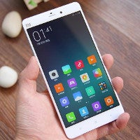 Renders, begone! Real-life pictures of the Xiaomi Mi Note emerge