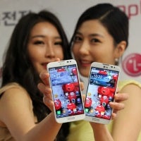 LG to devise new flagship smartphone positioned above the LG G4 - could the G Pro series make a return?