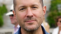 Jony Ive talks about the Apple Watch and the iPhone's battery life