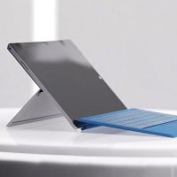 Microsoft Surface Pro 4 may have two variants, and should be available before the rumored iPad Pro