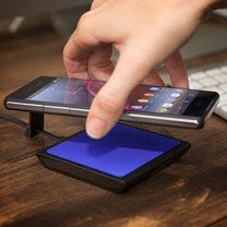 10 Qi wireless charging pads for Qi compatible smartphones