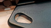 Case for Xperia Z4 tips that it won't be Z3's identical twin
