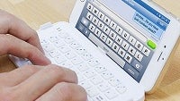 Check out this functional and convenient Bluetooth keyboard for the iPhone 6 Plus