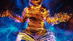 This light painting magic is captured on a phone, not a DSLR: Huawei P8 shows off camera skills
