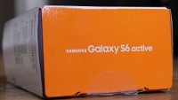 Samsung Galaxy S6 Active unboxing