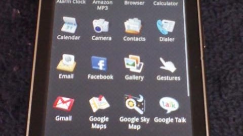 UPDATED 10/2: New images of the Motorola Droid (Tao, Sholes) running Android