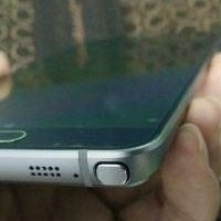 More live Samsung Galaxy Note 5 photos hint at what's to come