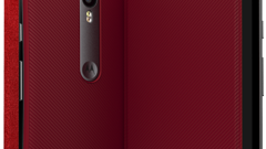 A Moto G (2015) customized via Moto Maker can cost up to $254.98