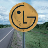 Android Pay will reportedly launch alongside the LG Nexus 5 (2015)