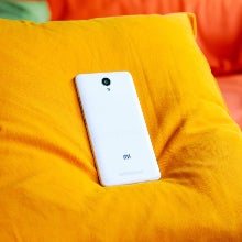 Check out these first hands-on pictures of the Xiaomi Redmi Note 2